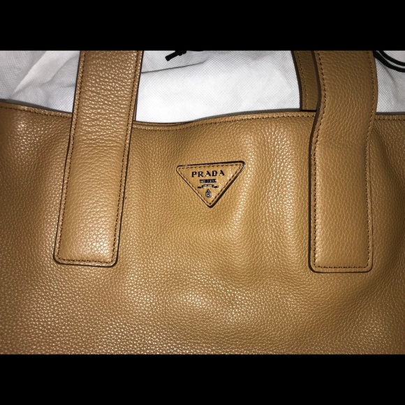 Prada Vitello Daino Leather Tote - Picture 2 of 12